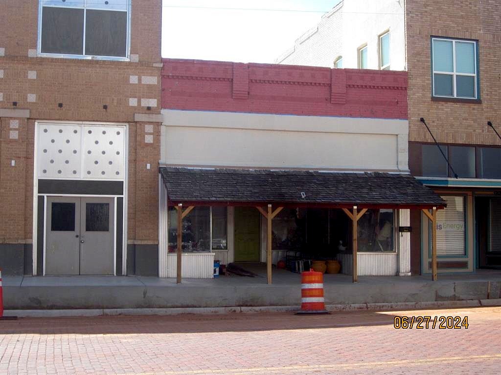 Main image