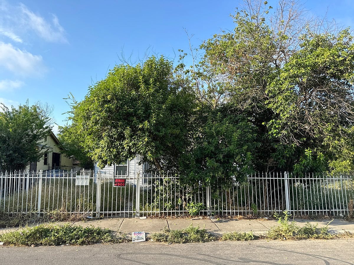 Main image