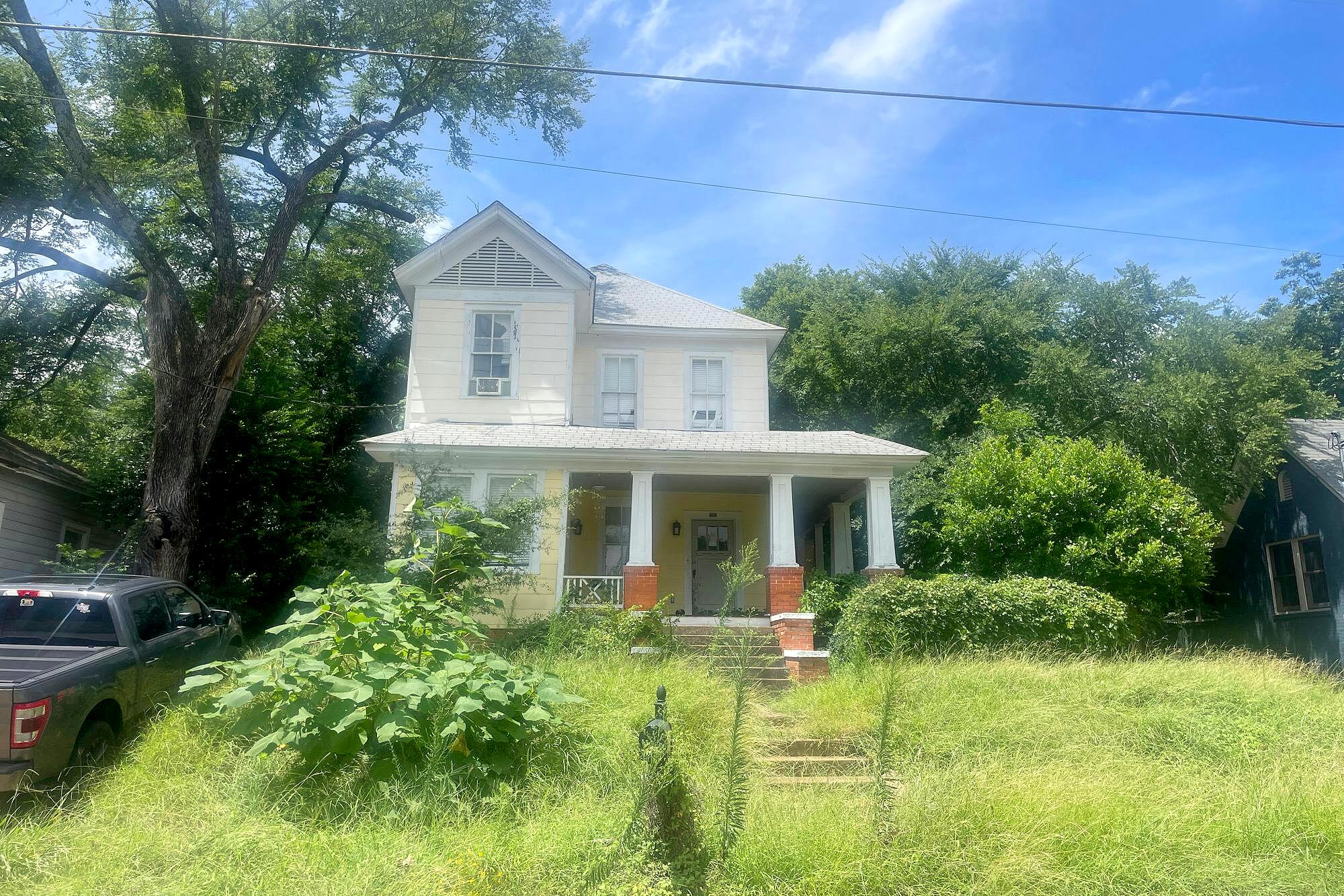 Main image